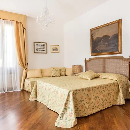 La Bragadina Bed & Breakfast 3*